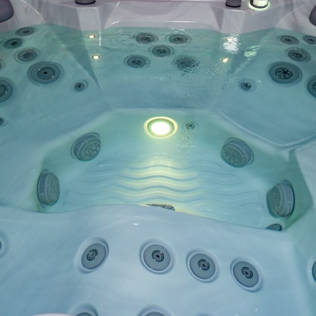 Aquasolus ASPEN Jacuzzi