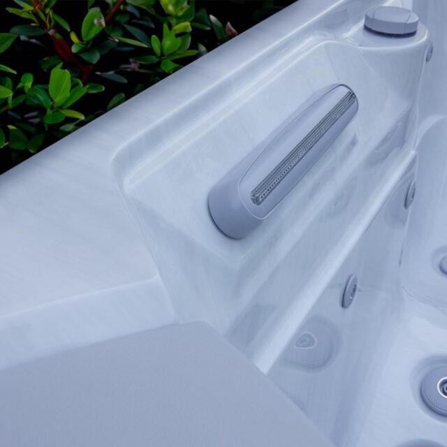 Aquasolus ASPEN Jacuzzi Waterfall